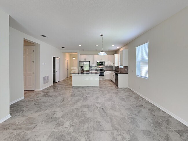 Photo - 2729 Corbel Loop