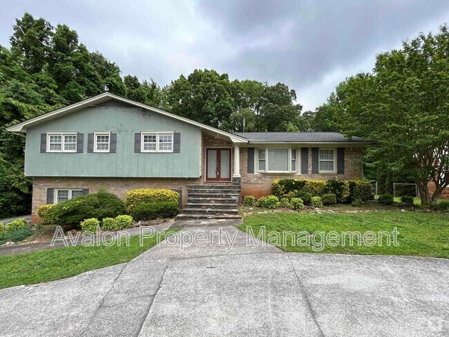 Building Photo - 2072 McDuffie Rd Rental