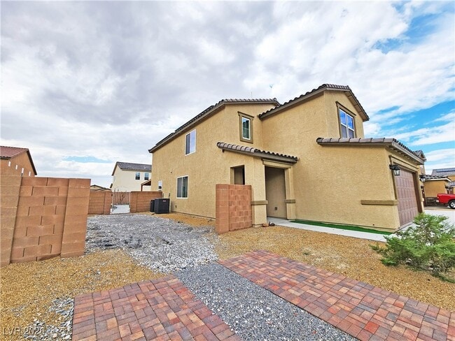 Photo - 3821 E Weld Ave