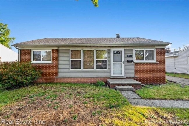 Photo - 1361 Duncan Ave