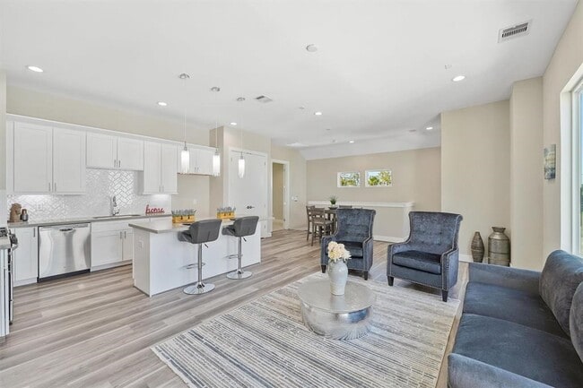 Photo - 2504 W Tidwell Rd