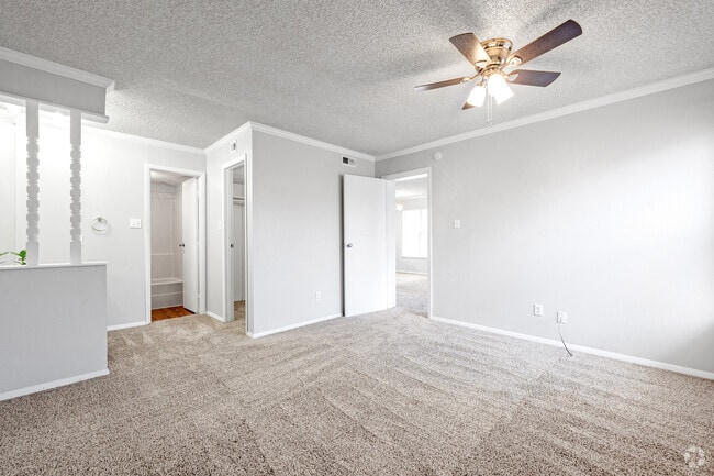 1 bed 1 bath 758 sqft.