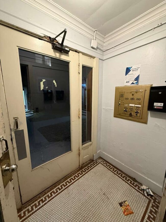 Photo - 1707 W Wallen Ave Unit 2G