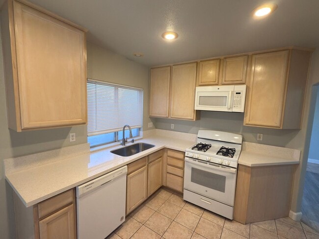 3 Bedroom Home located in Summerlin - 3 Bedroom Home located in Summerlin