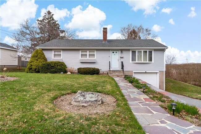 Building Photo - 3 Paul Ave