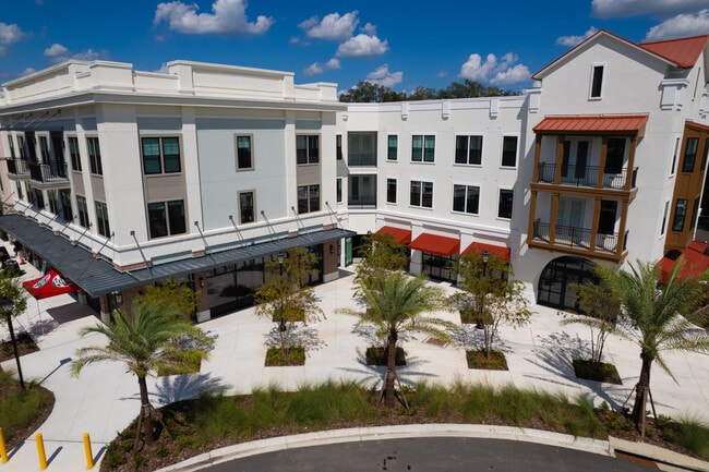 Building Photo - The Flats at Avalon Park Wesley Chapel Rental