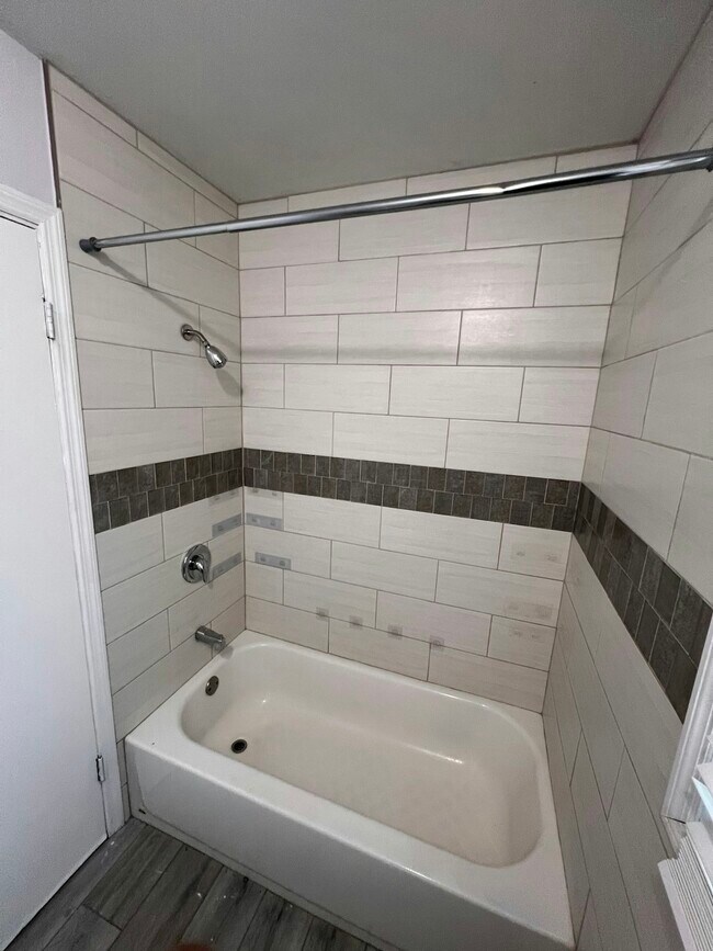 Photo - 8 Marboro Ln