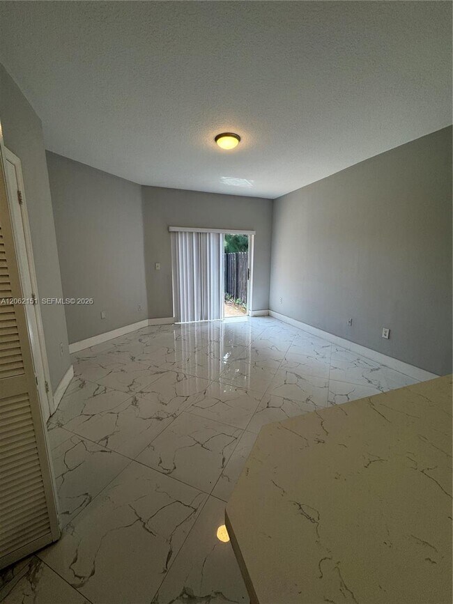 Photo - 8360 NW 10th St