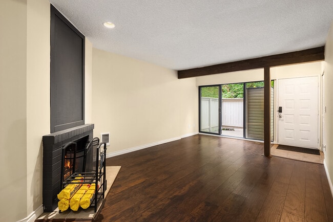 Photo - 8839 166th Ave NE Unit C101