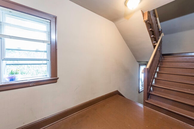 Photo - 419 Hickory St Unit 2