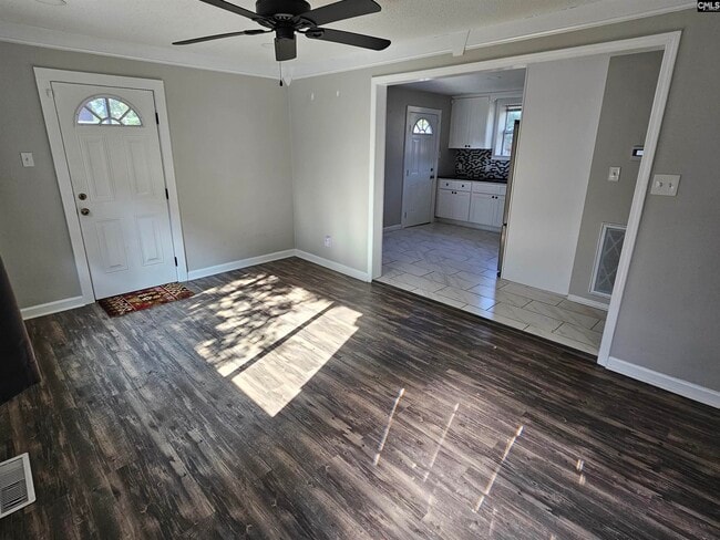 Photo - 802 Kilbourne Rd