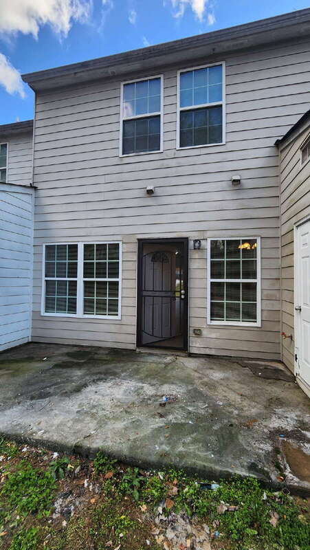 Photo - 385 Brookview Dr