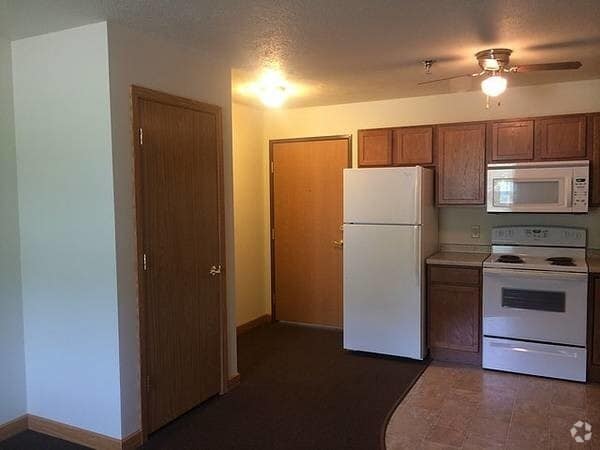 Building Photo - 1220 Grant Ave Rental