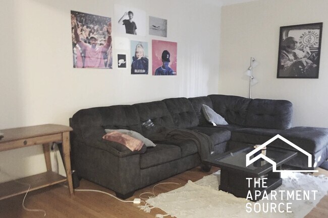 Photo - 917 W Waveland Ave Unit 2C