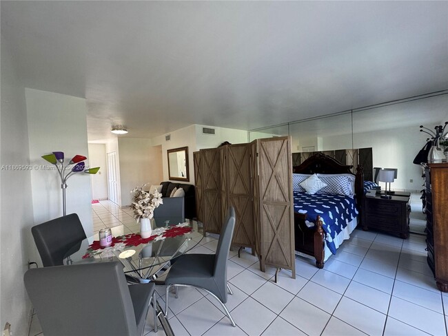 Photo - 20 NW 87th Ave Unidad A114 Rental