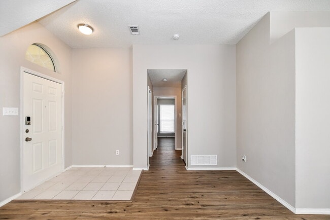 Photo - 2632 Bent Brook Dr