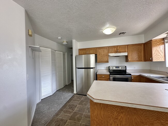 Photo - 1063 S 430 E Unidad 1063 S 430 E Apt 4