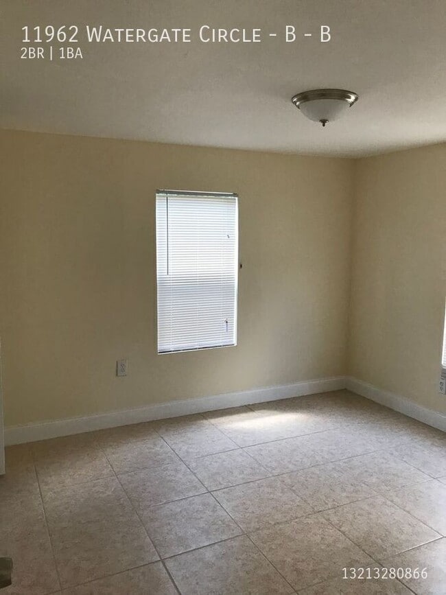 Photo - 11962 Watergate Cir Unit B