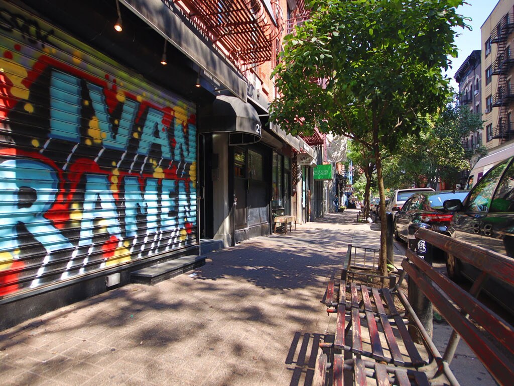 Photo - 25 Clinton Street