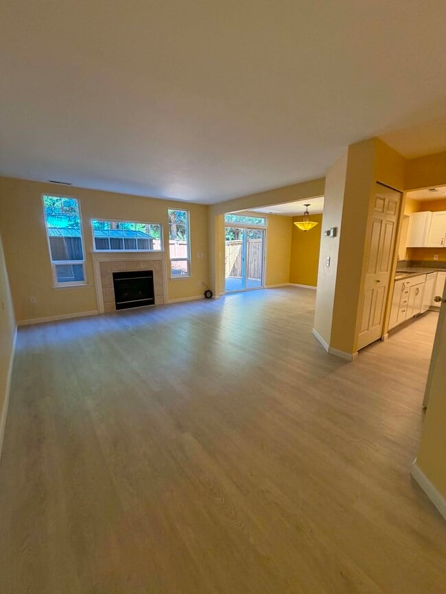 Photo - 6634 Millstone Ln SE