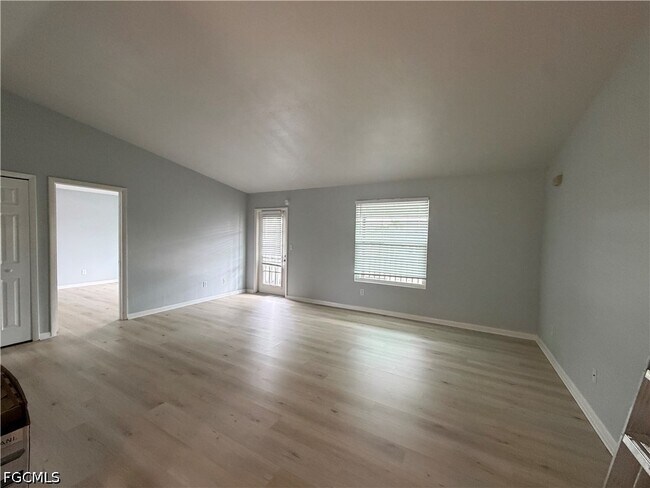 1269 SE 8th Terrace