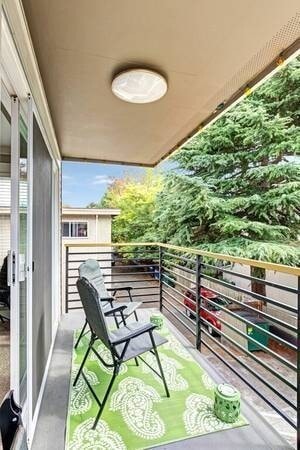 Photo - Voss Ballard Apartments