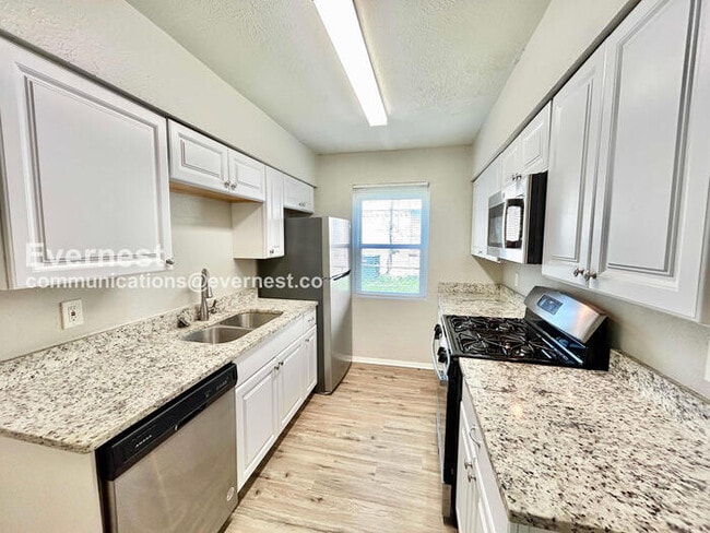 Photo - 6315 Silvery Moon Dr