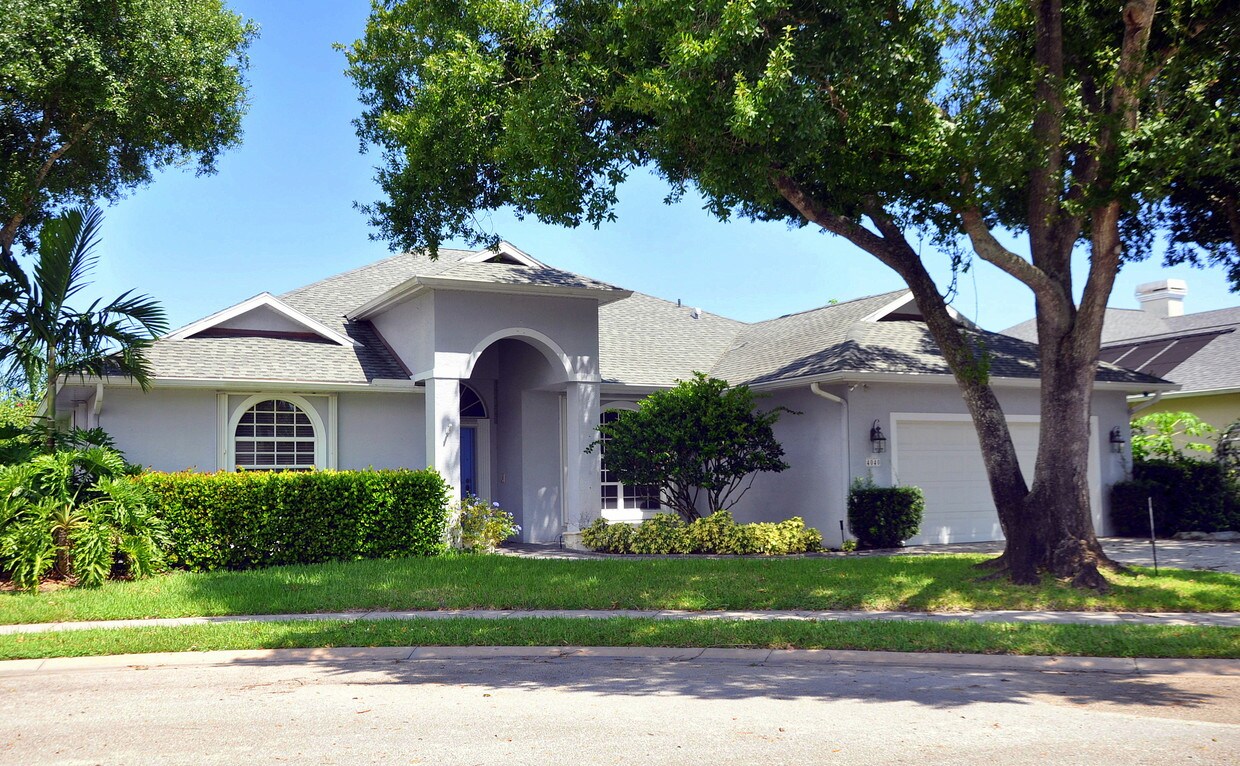 Photo - 4040 8th Ln (Vero Beach, FL)