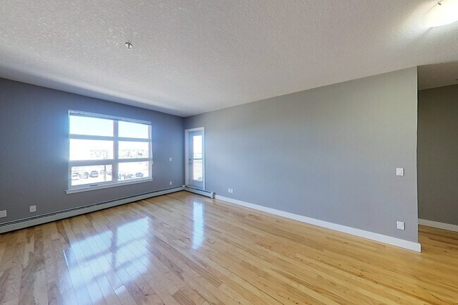 Photo - MODERN 2 BDRM APARTMENT Unit B