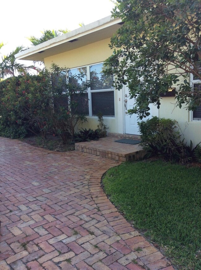 Photo - 1815 Middle River Dr