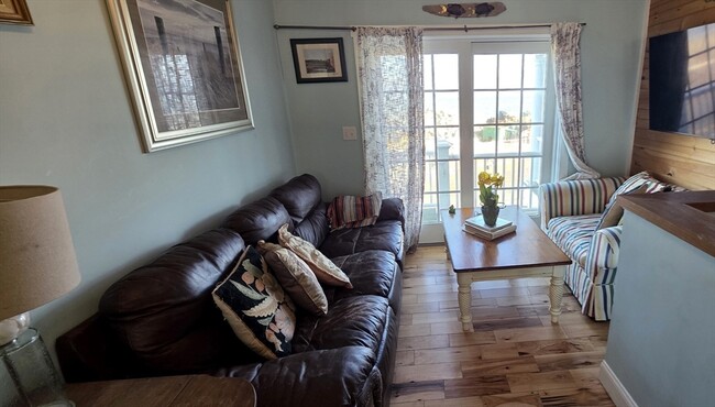 Photo - 33 Oceanside Dr Unit 2