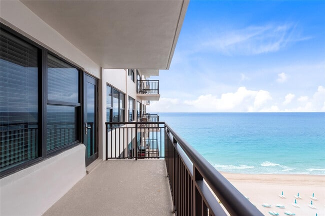 Building Photo - 3800 Galt Ocean Dr Unit 1108