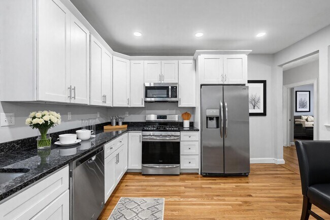 Photo - 1433 Cambridge St Unidad 1