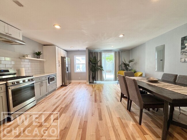 Photo - 2550 W Thomas St