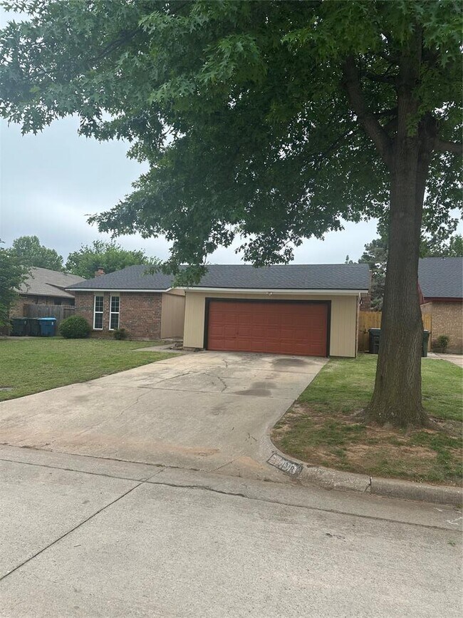 Photo - 1318 Alviola Ave