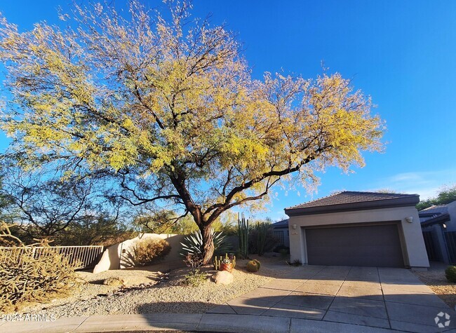 Building Photo - 7089 E Whispering Mesquite Trail Rental