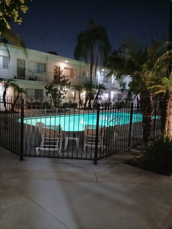 Building Photo - 820 S Rosemead Blvd Rental