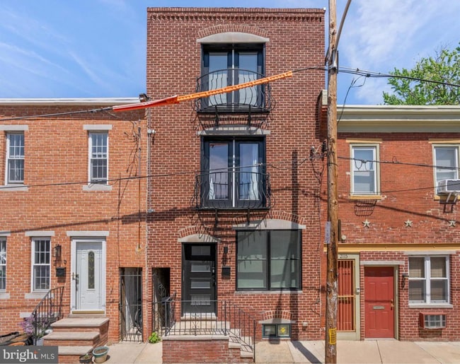 Photo - 2117 Clymer St