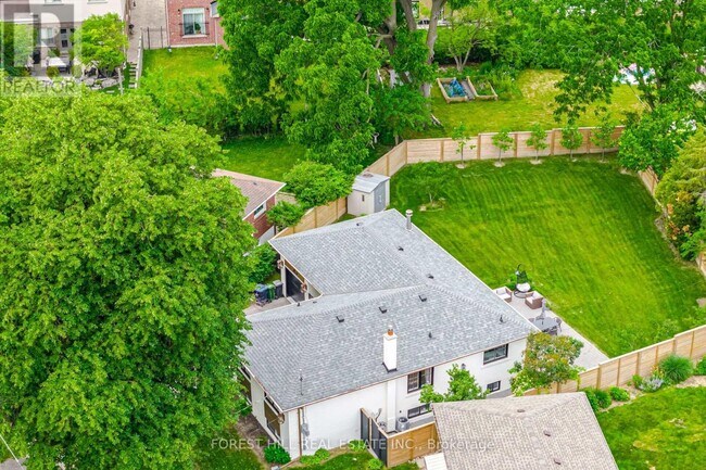 Photo - 20 Silverhill Dr
