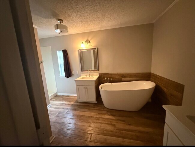 Photo - 3083 Lake Sue Dr