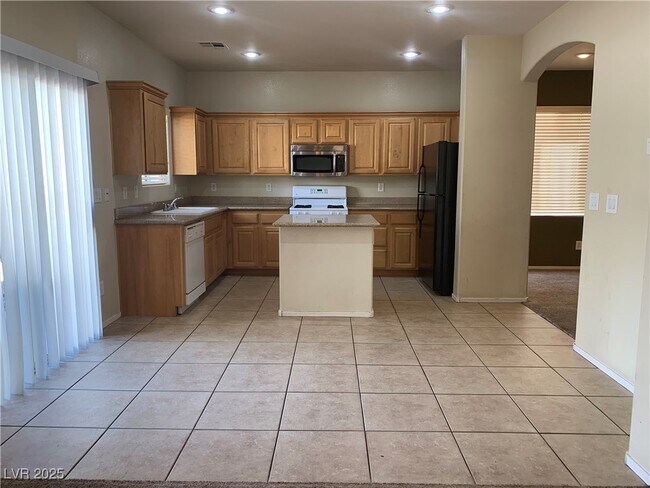 Photo - 10952 Scotch Rose St