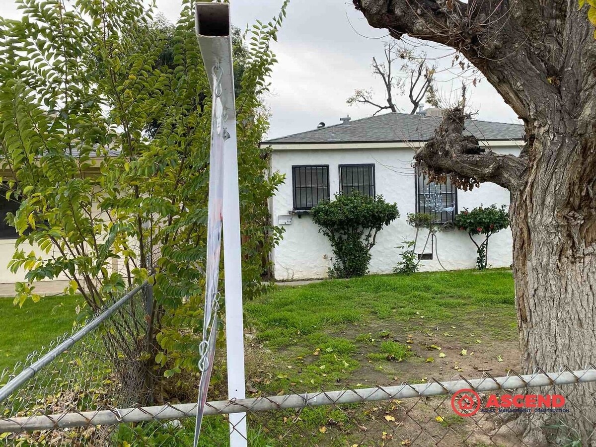 Photo - 717 30th St Unidad 719 30th St