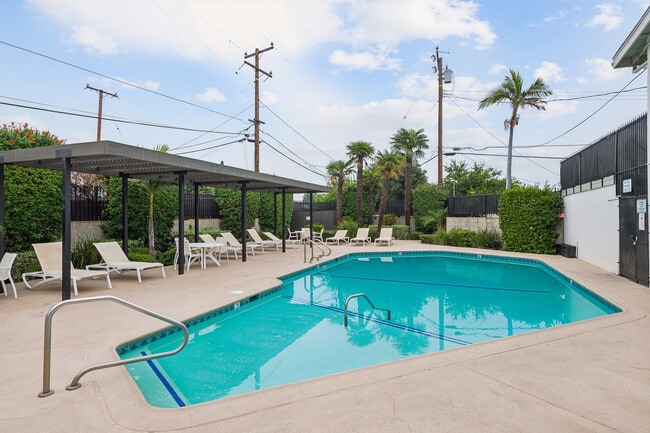 Photo - 15743 Francisquito Ave Unidad G4