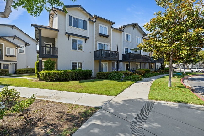 Arbors at Parc Rose