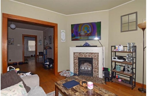 Photo - 223 7th St
