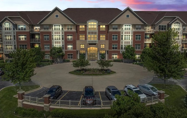 Building Photo - 4130 S Lake Dr Unit 382