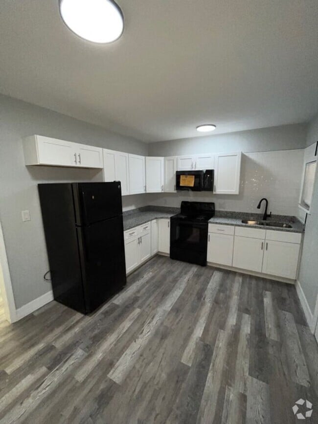 Building Photo - One bedroom One bath - Bartow Rental