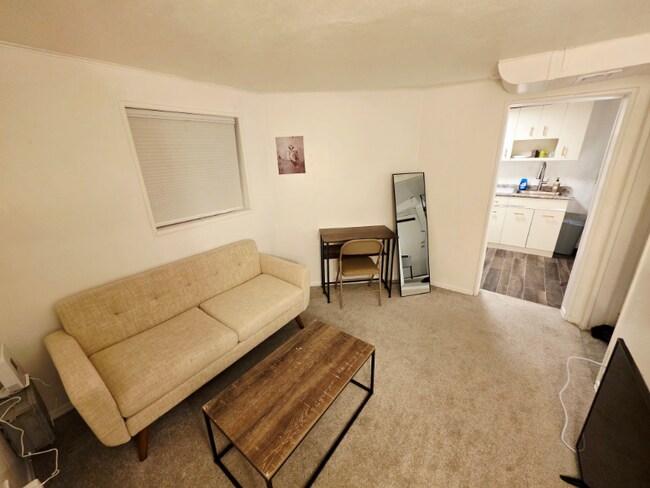 Photo - 214 Southern Ave Unit Apt 3