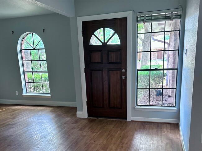 Photo - 7810 Kellwood Dr