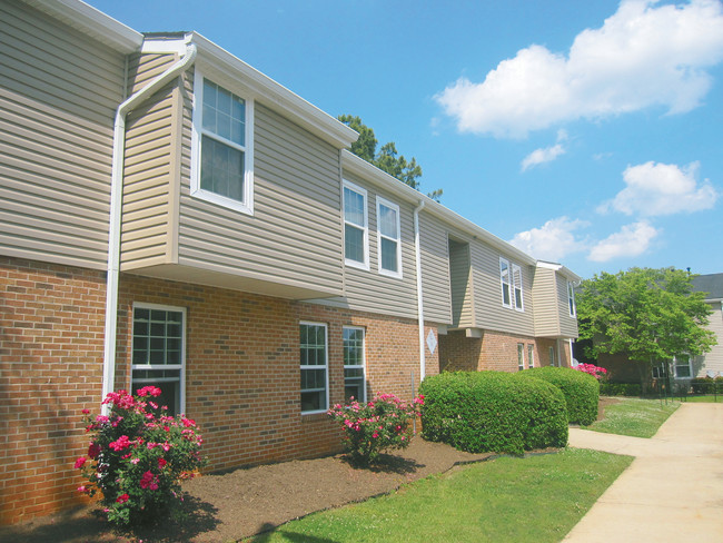 SOUTHERN PINES - SOUTHERN PINES Apartamentos